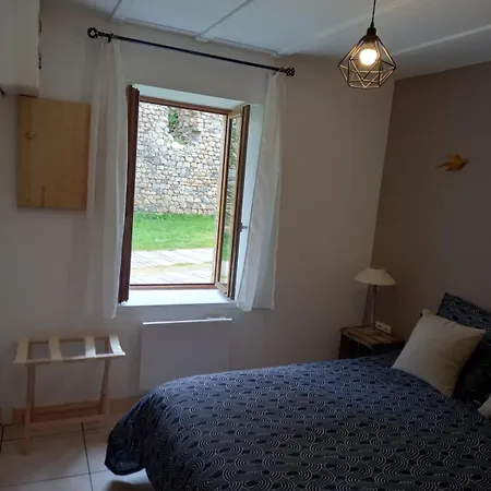 Holiday home Le Logis Du Vieux Donjon