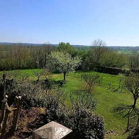 Vakantiehuis Le Logis Du Vieux Donjon Chateaumur